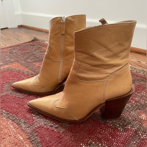 Western Pointed Toe Booties - Picture 3 of 8